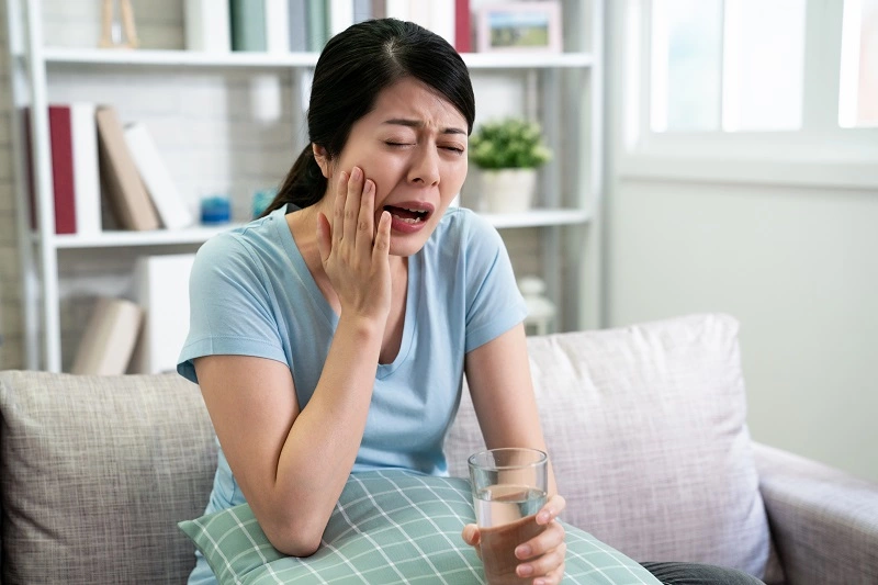 Tips Ampuh Mengatasi Sakit Gigi Berlubang Alami